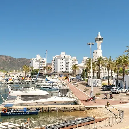 Apartment Fuer 4 Personen Ca 40 Qm In Empuriabrava, Costa Brava Golf De Roses